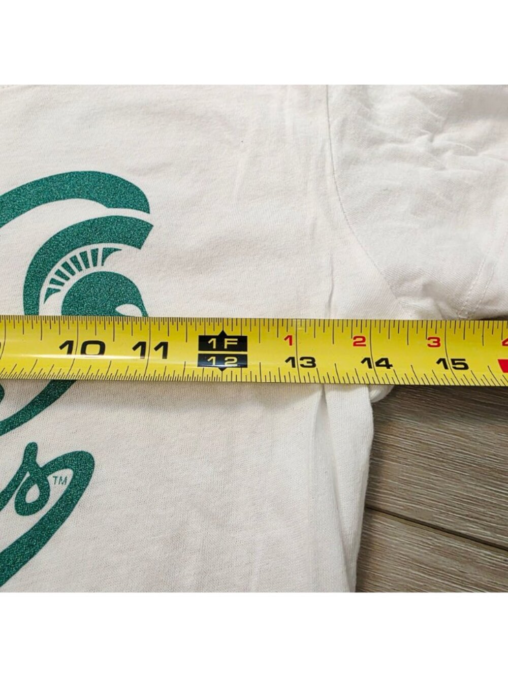 Michigan State Spartans Girls White T-Shirt Heart Logo Sz Small Short Sleeve - Picture 3 of 6